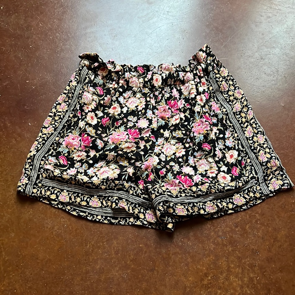 American Eagle Floral Shorts